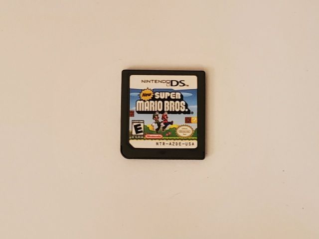 Nintendo DS New Super Mario Bros. video game