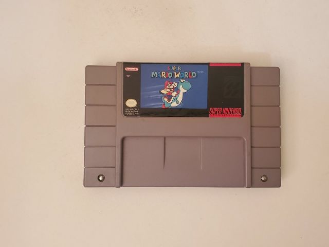 Nintendo SNES Super Mario World video game