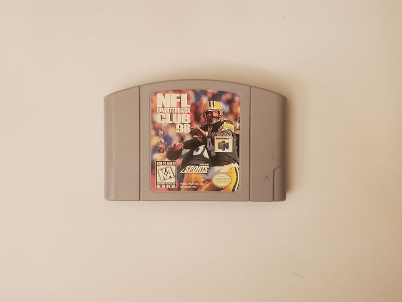 Nintendo 64 NFL Quarterback Club 98 video game