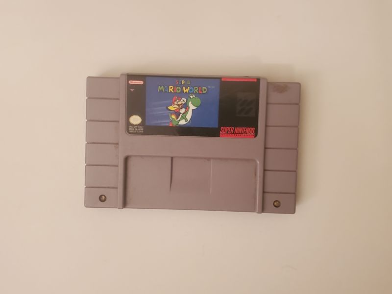 Nintendo SNES Super Mario World video game