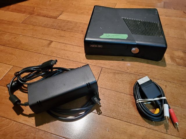 Microsoft Xbox 360 System Console Slim Black video game