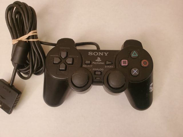 Sony Playstation 2 Black Wired Controller video game