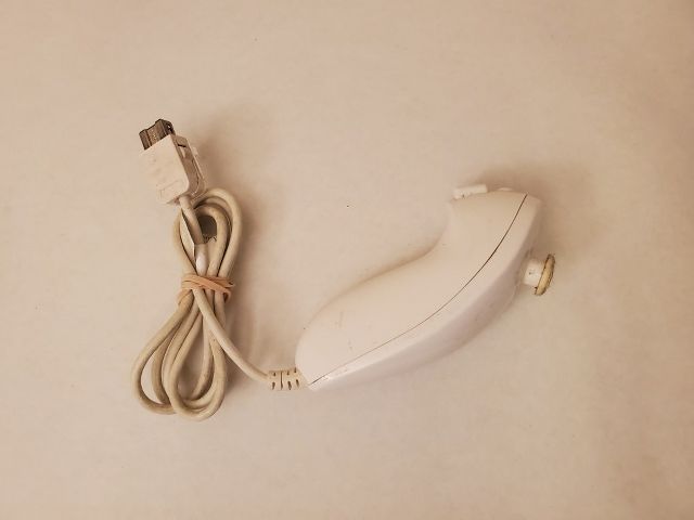 Nintendo Wii White NunChuks video game