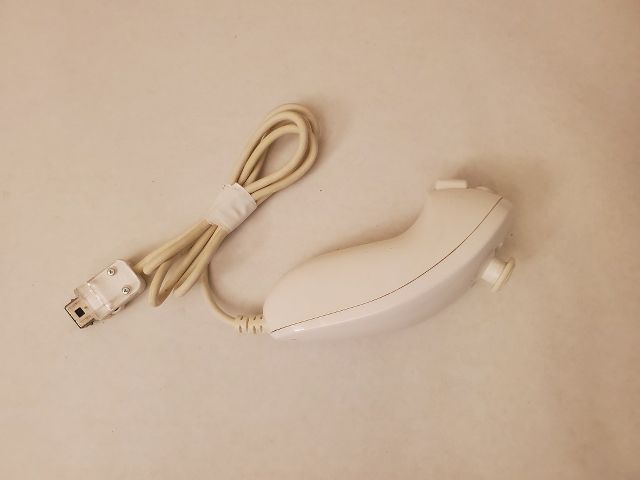 Nintendo Wii White NunChuks video game