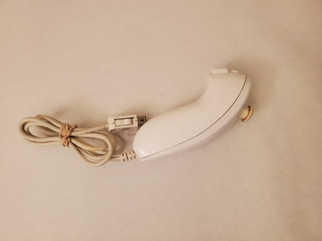 Nintendo Wii White NunChuks video game
