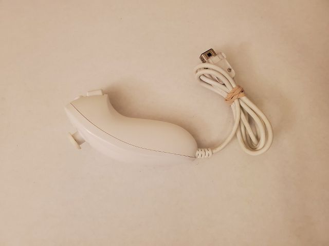 Nintendo Wii White NunChuks video game