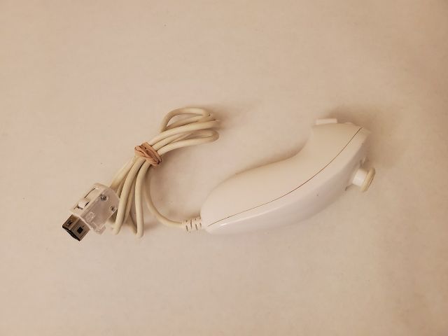 Nintendo Wii White NunChuks video game