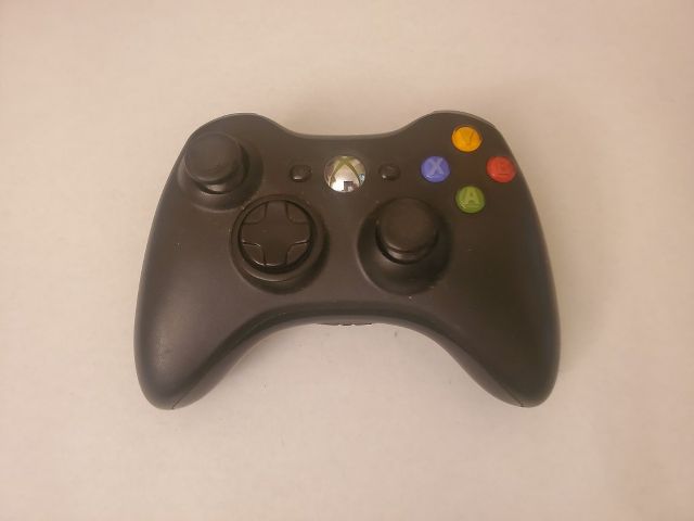 Microsoft Xbox 360 Black Wireless Controller video game