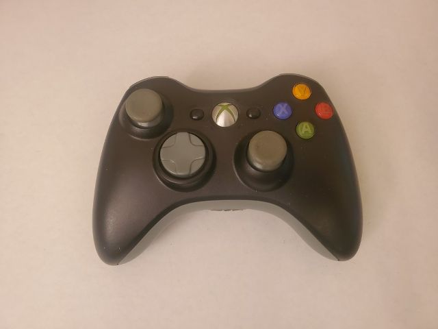 Microsoft Xbox 360 Black Wireless Controller video game
