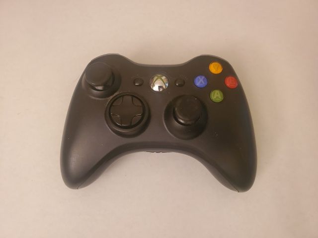 Microsoft Xbox 360 Black Wireless Controller video game