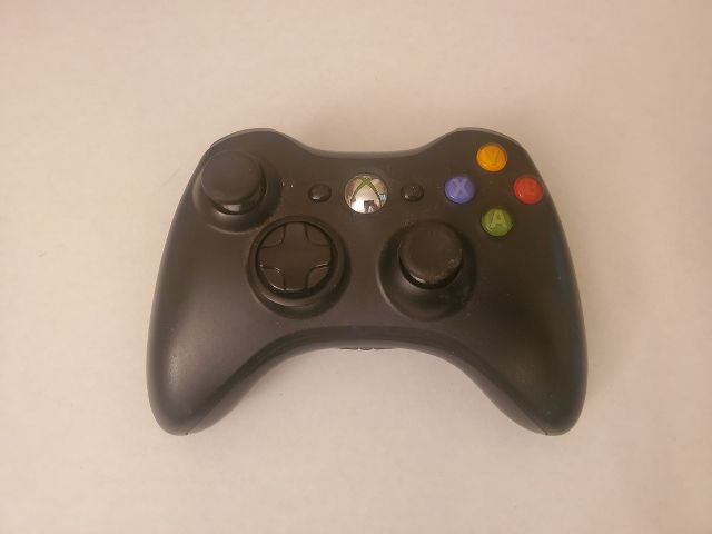 Microsoft Xbox 360 Black Wireless Controller video game