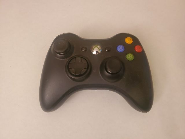 Microsoft Xbox 360 Black Wireless Controller video game