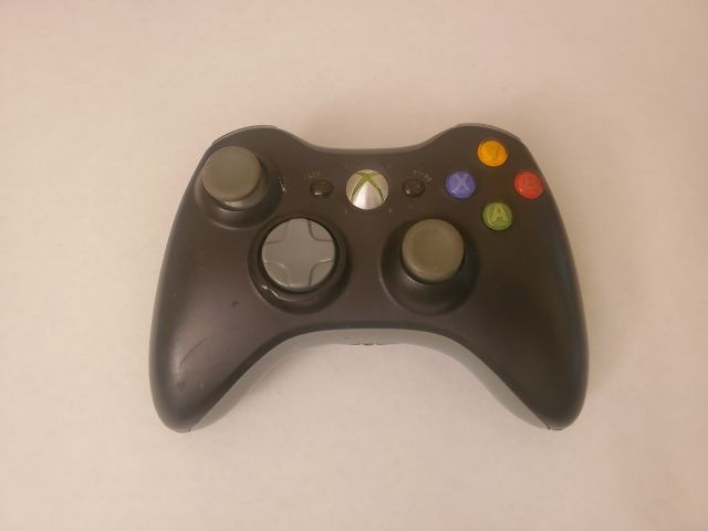 Microsoft Xbox 360 Black Wireless Controller video game