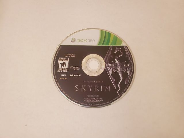 Microsoft Xbox 360 Skyrim The Elder Scrolls V video game