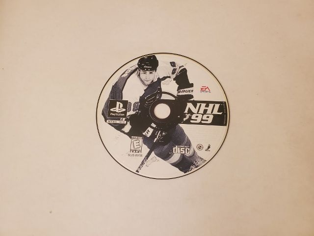 Sony Playstation 1 NHL 99 video game
