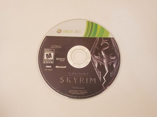 Microsoft Xbox 360 Skyrim The Elder Scrolls V video game