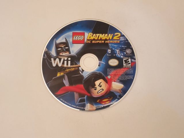 Nintendo Wii LEGO Batman 2 DC Super Heroes video game