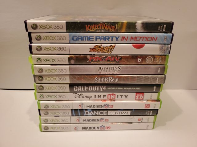 Microsoft Xbox 360 12 Game Lot (Xbox 360) video game