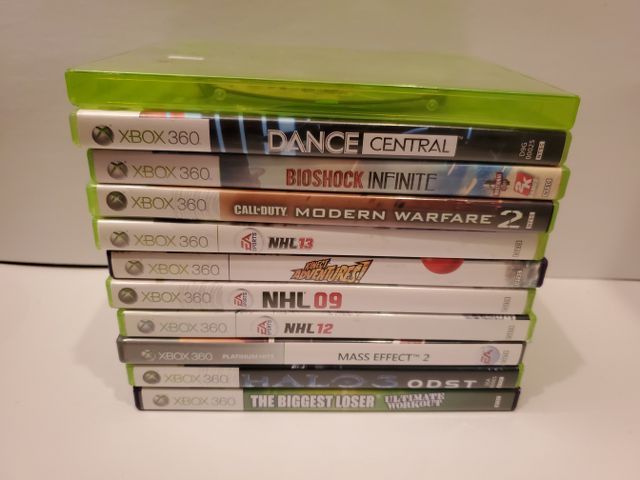 Microsoft Xbox 360 11 Game Lot (Xbox 360) video game