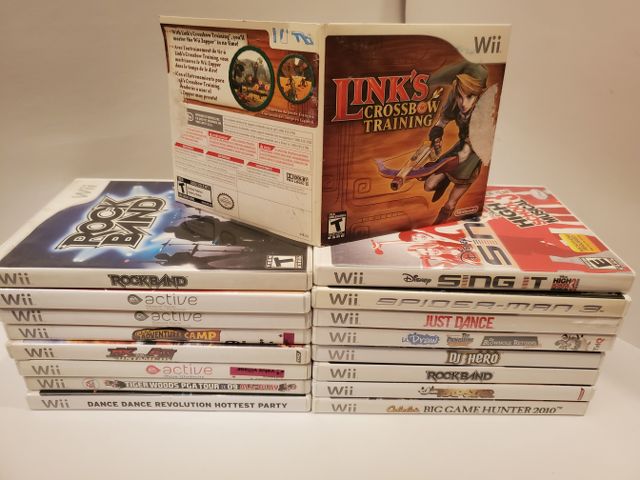 Nintendo Wii 17 Game Lot (Wii) video game