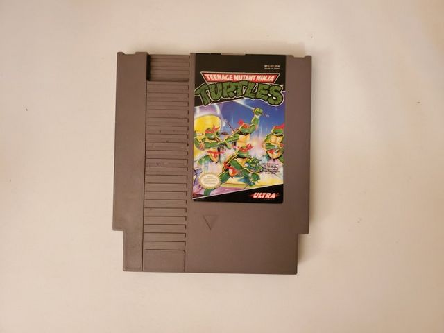 Nintendo NES Teenage Mutant Ninja Turtles video game