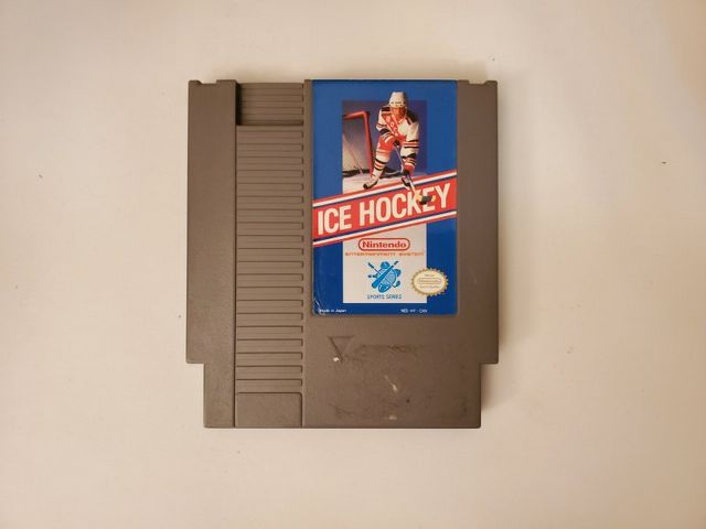 Nintendo NES Ice Hockey video game