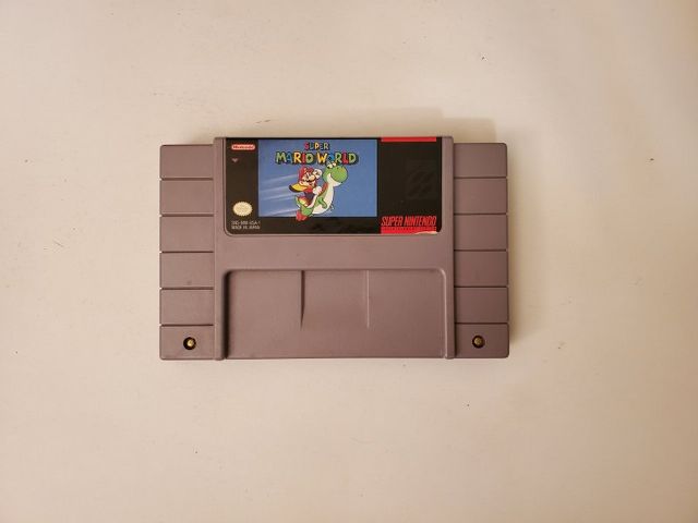 Nintendo SNES Super Mario World video game
