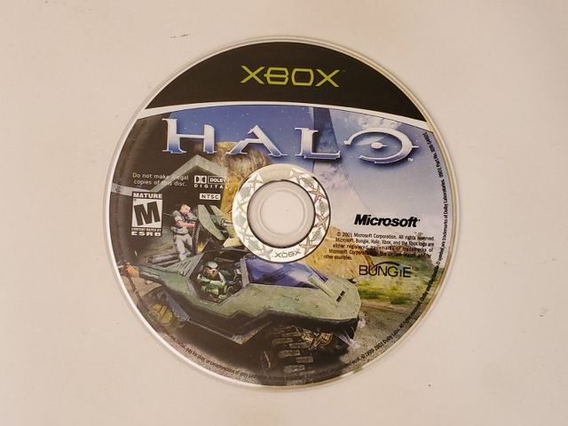 Microsoft Xbox Halo Combat Evolved video game