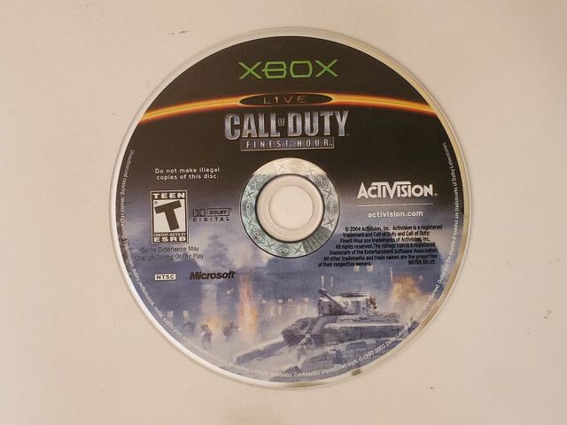 Microsoft Xbox Call of Duty Finest Hour video game