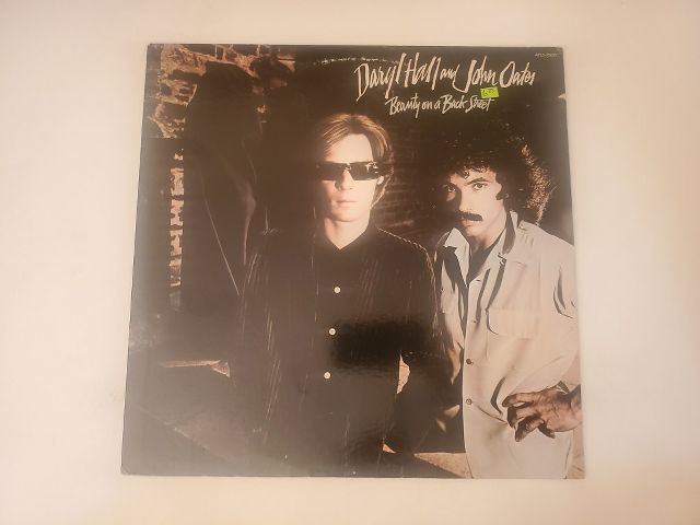 Daryl Hall & John Oates Beauty on a Back Street vinyl record