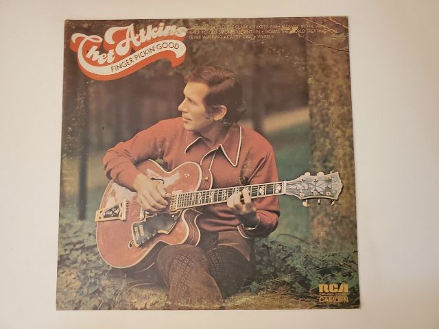 Chet Atkins Finger Pickin' Good vinyl record
