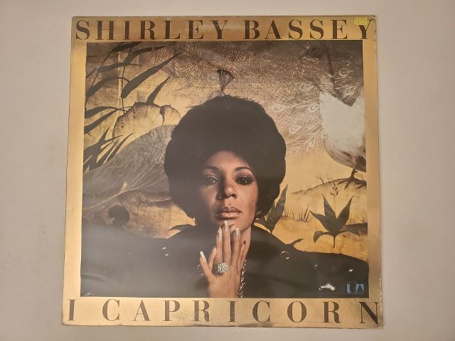 Shirley Bassey I Capricorn vinyl record