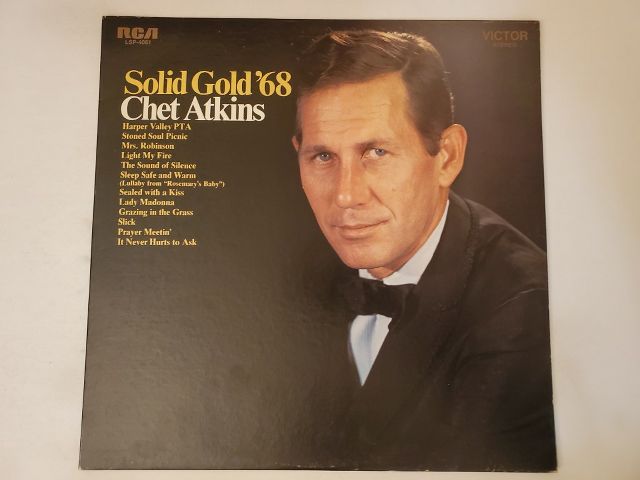 Chet Atkins Solid Gold '68 vinyl record