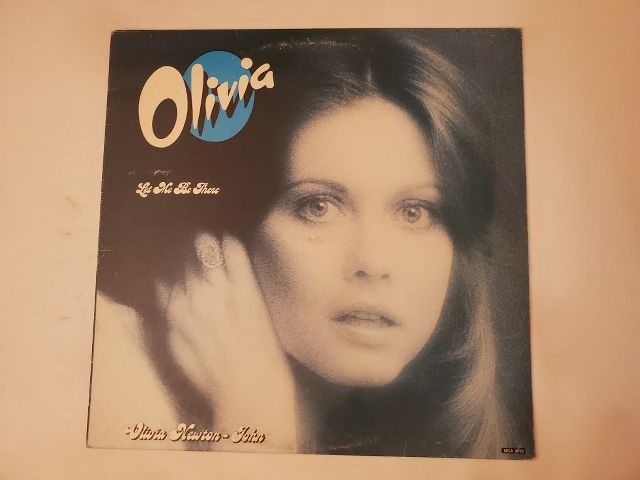 Olivia Newton-John Let Me Be There vinyl record