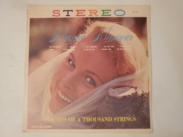 Sounds of a Thousand Strings Musical Memories vinyl record