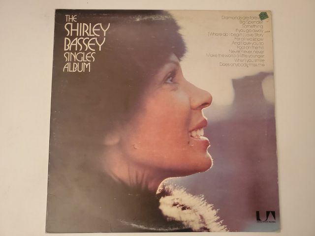 Shirley Bassey The Shirley Bassey Singles Album vinyl record