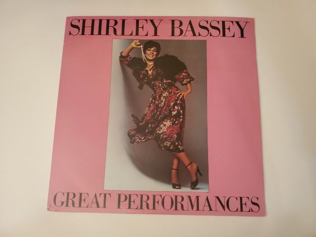 Shirley Bassey Great Performances vinyl record