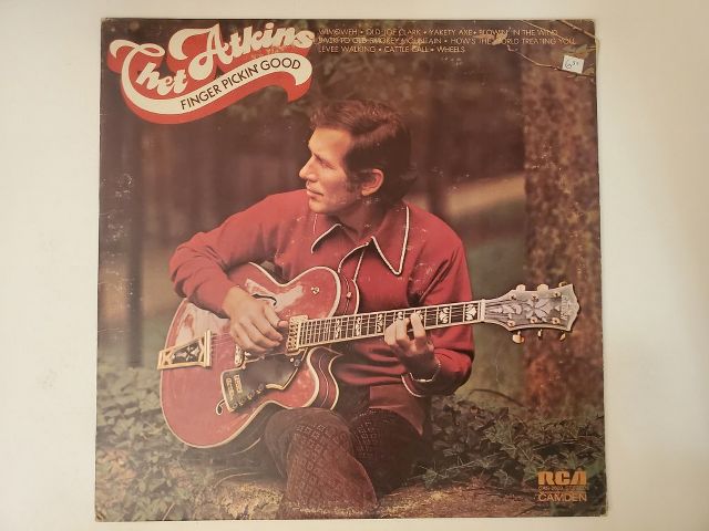 Chet Atkins Finger Pickin' Good vinyl record